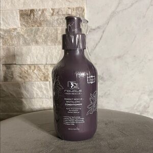 Royale Rescue Revitalizing Conditioner -